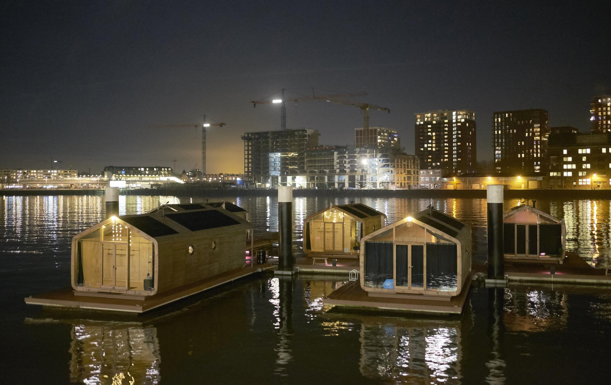 Плавучие дома в больших городах. Почему в Амстердаме так популярны новые кварталы на воде